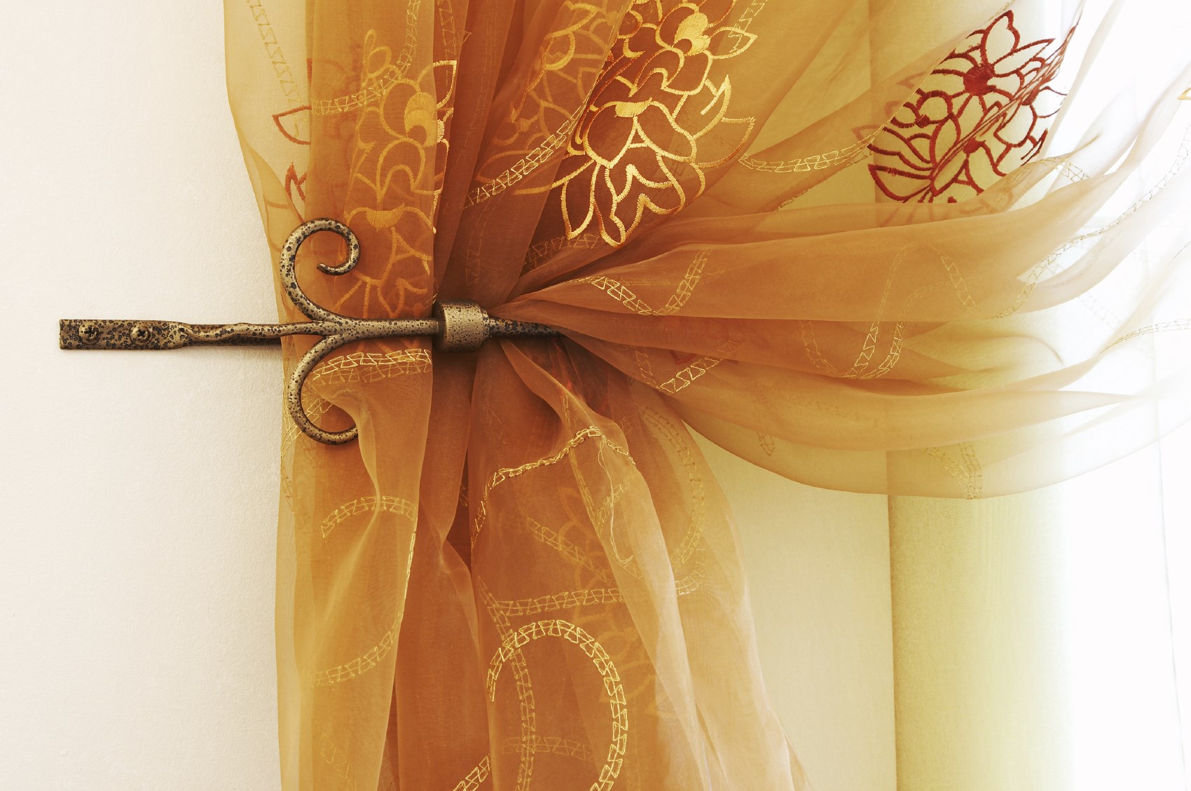 Grand Drapery and Design logo