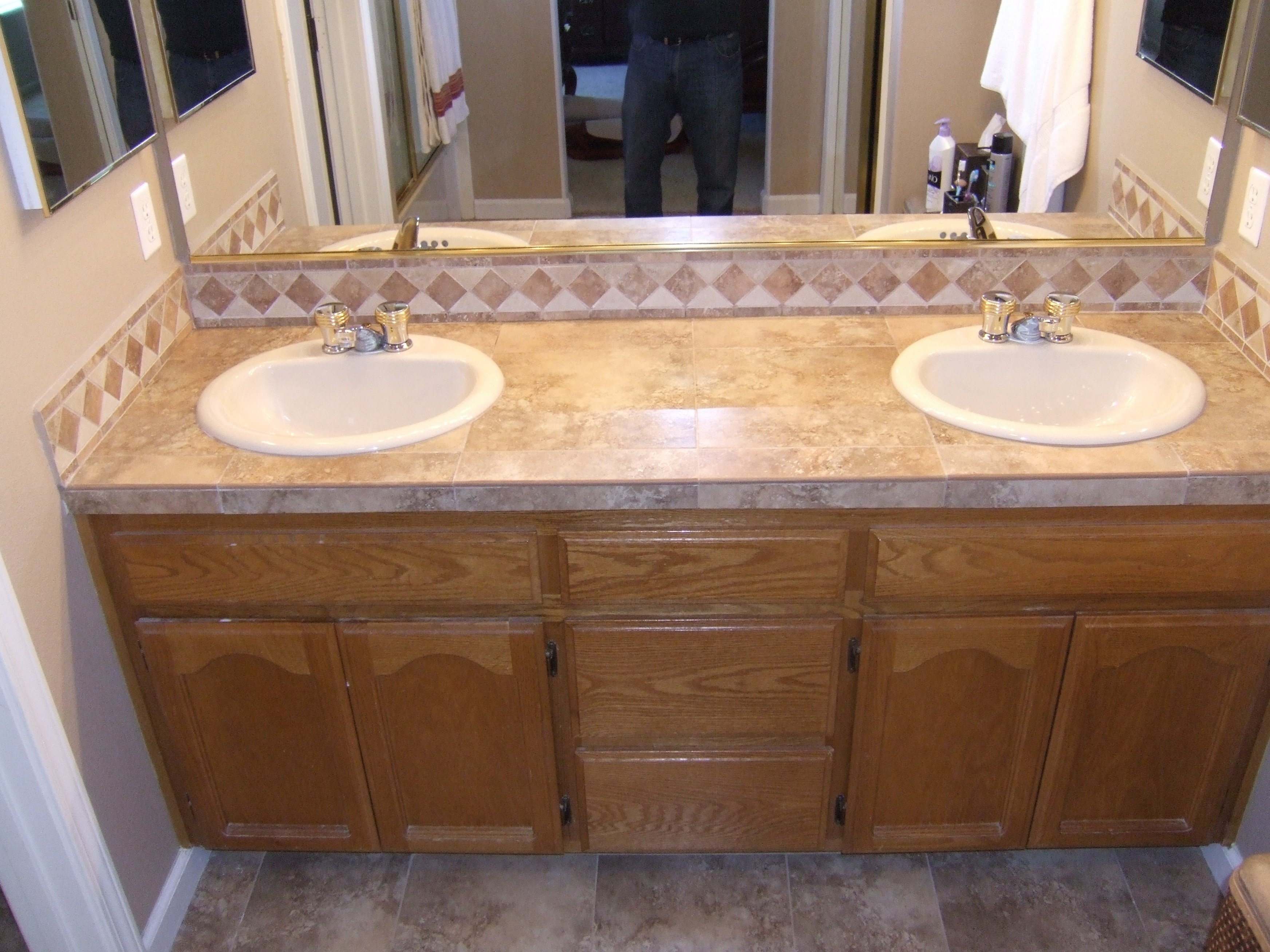 Avatar for Amador Tile