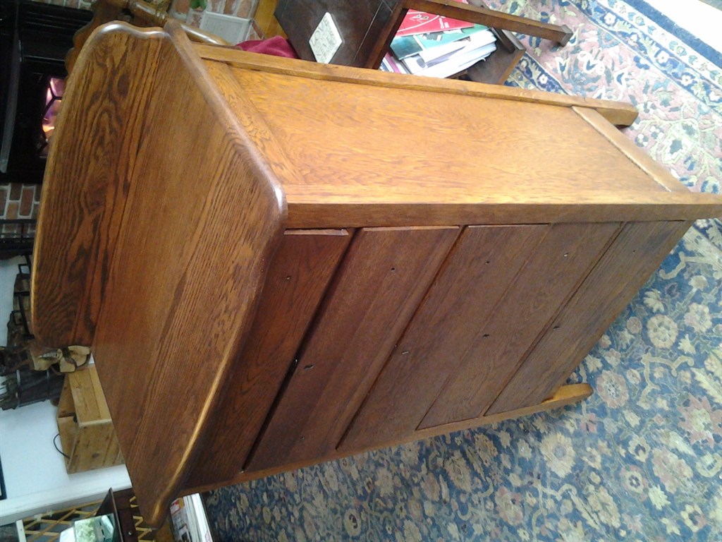 Early 1900's Chest of Drawers