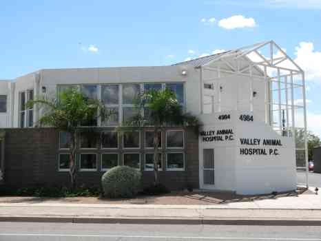 Logo for VCA Valley Animal Hospital and Emergency Center