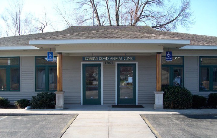 Logo for ROBBINS ROAD ANIMAL CLINIC
