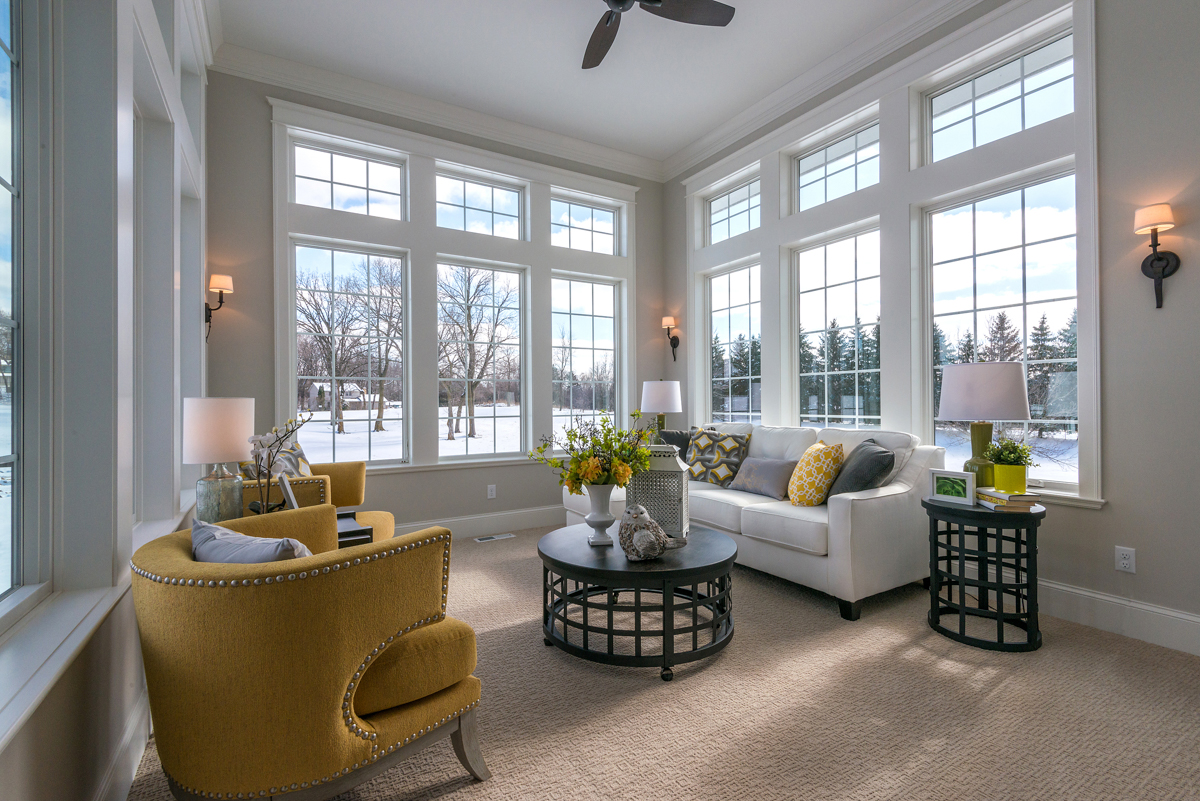 Kariel Staging & Decor logo