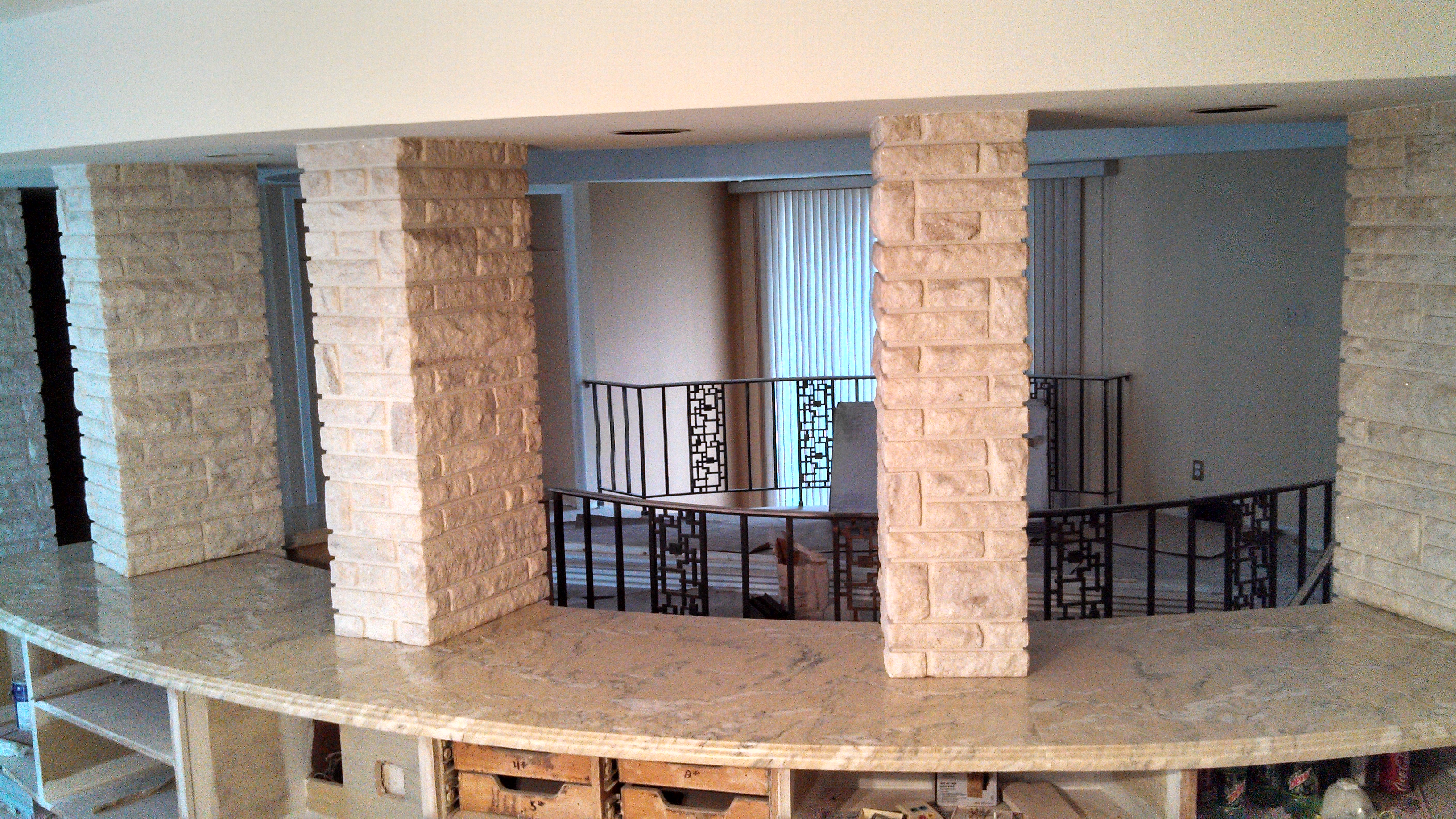 Top Notch Granite Inc. logo