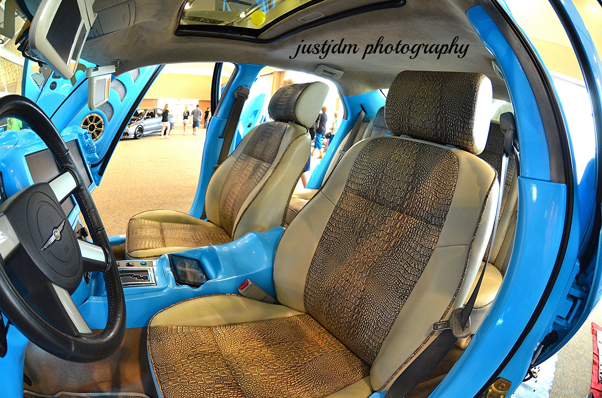 Mitchells Upholstery logo
