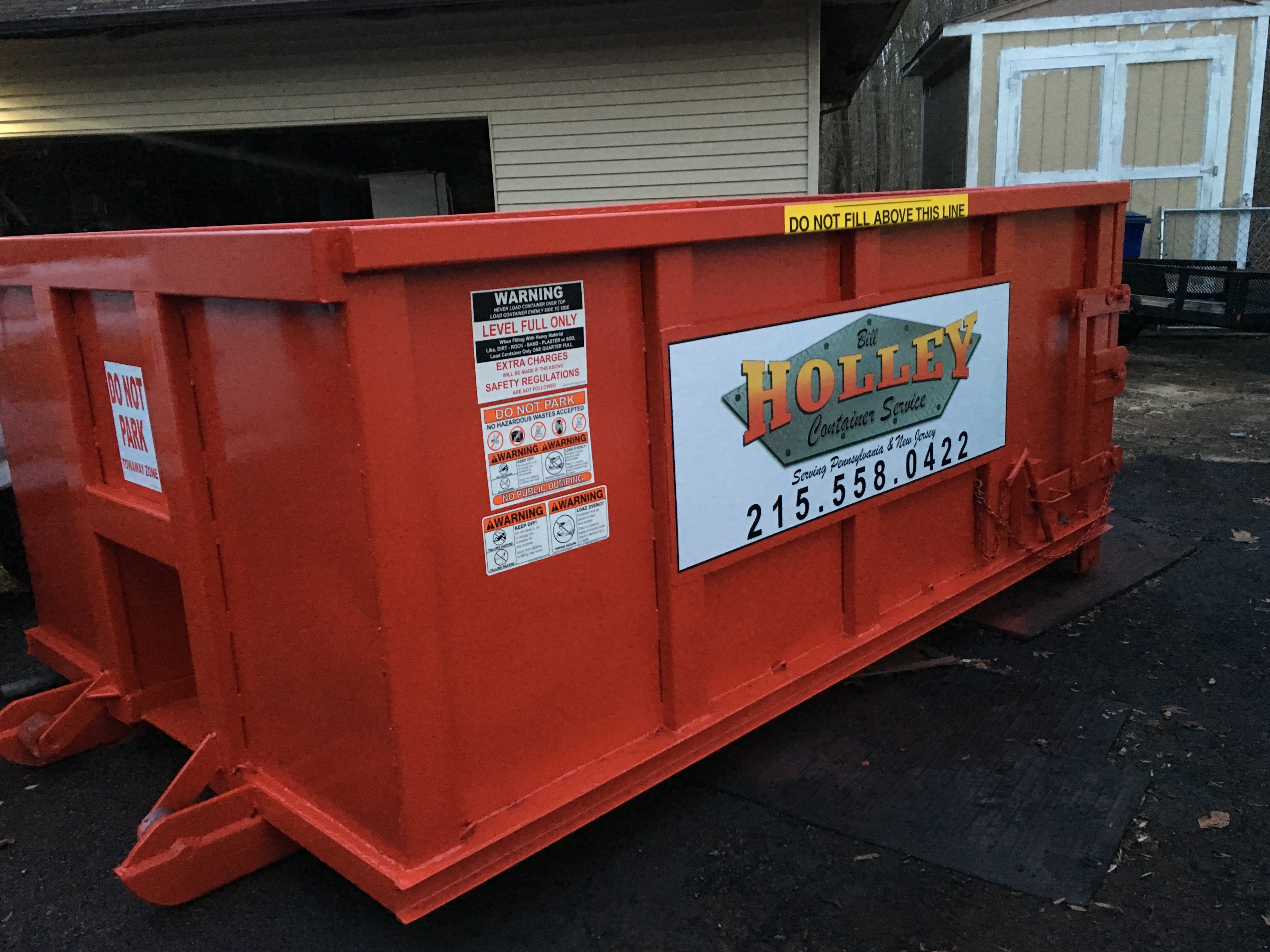 Holley container service logo