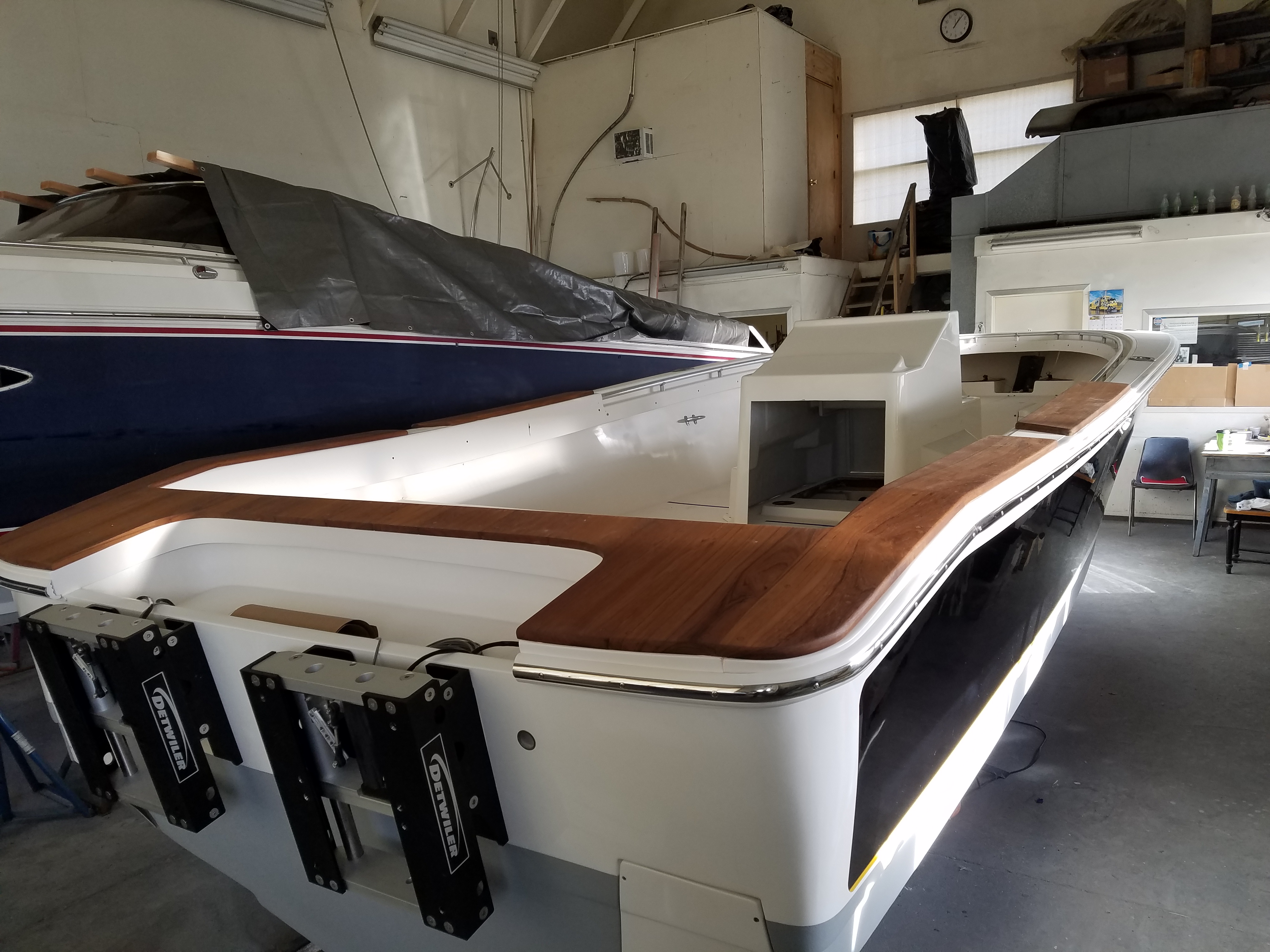 ThunderBoats Fiberglass Specialists logo