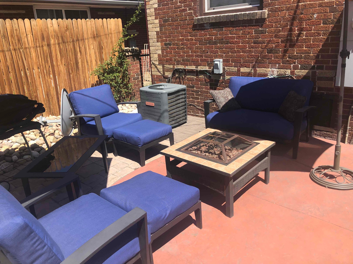 Avatar for Sara upholstery and Cushions