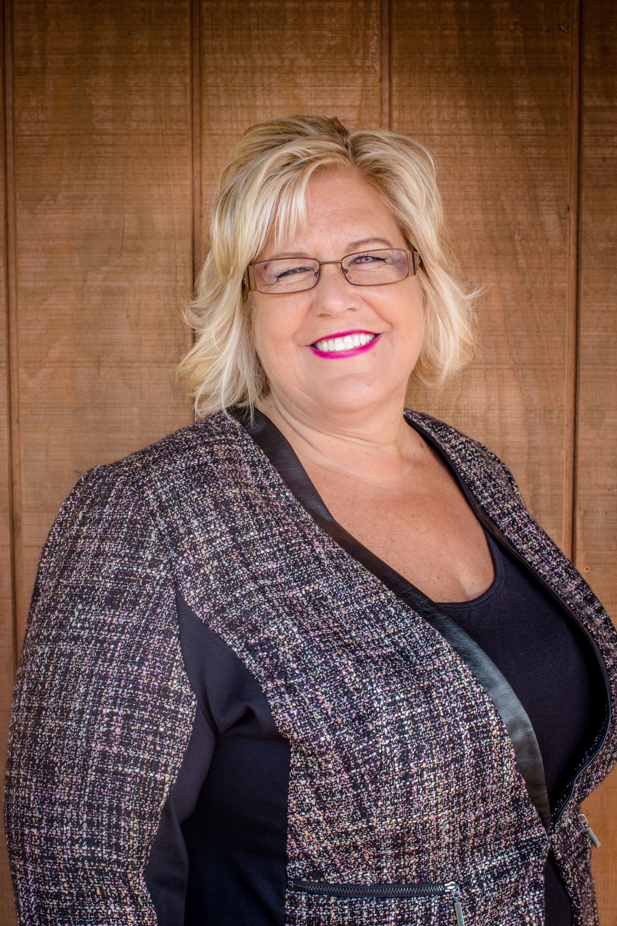 Kim Theis - Generations Real Estate Group logo