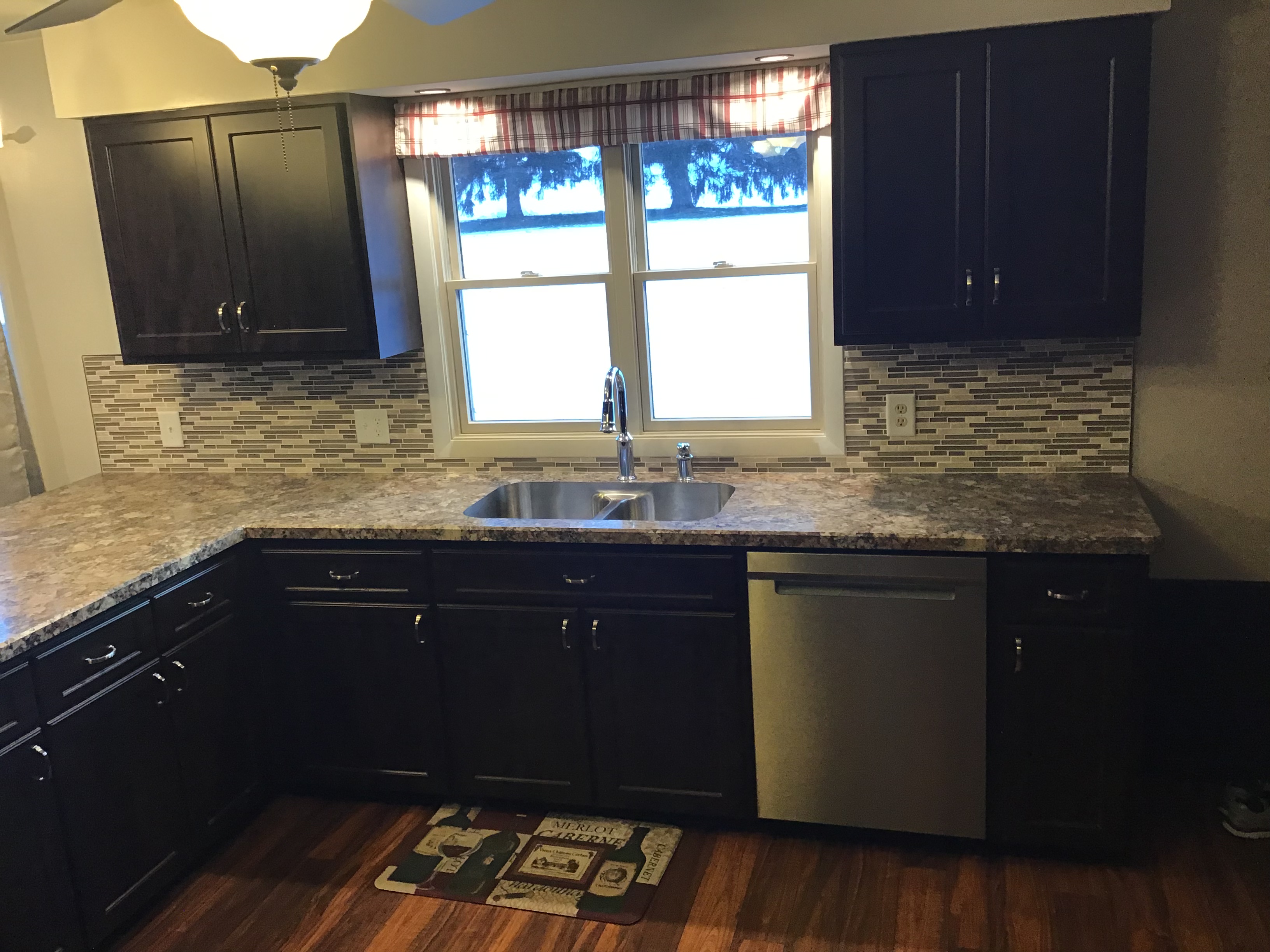 Avatar for Custom Cabinet Refacing by Whitehouse Renewal