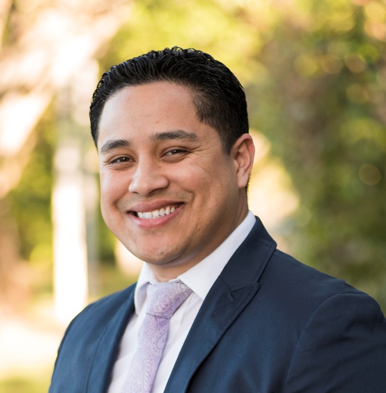 Elvin Villalobos PA logo