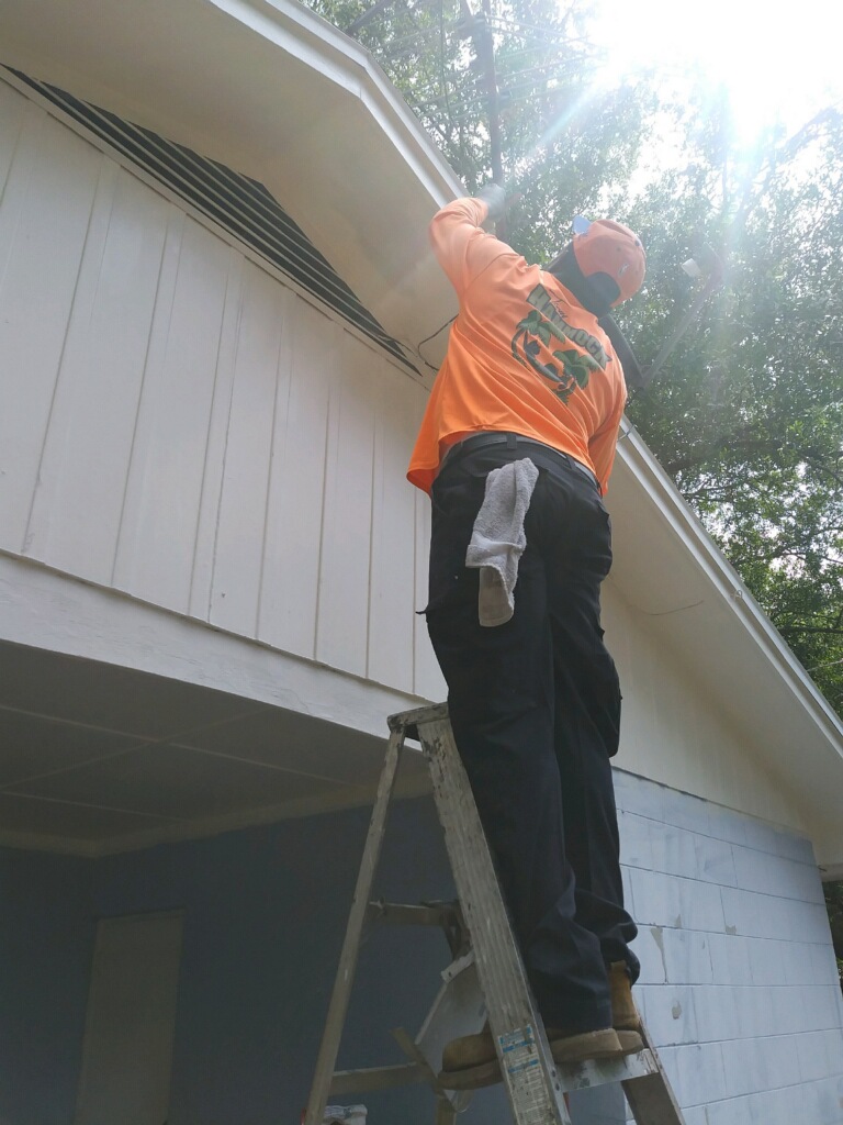 Claston's Construction and Painting logo