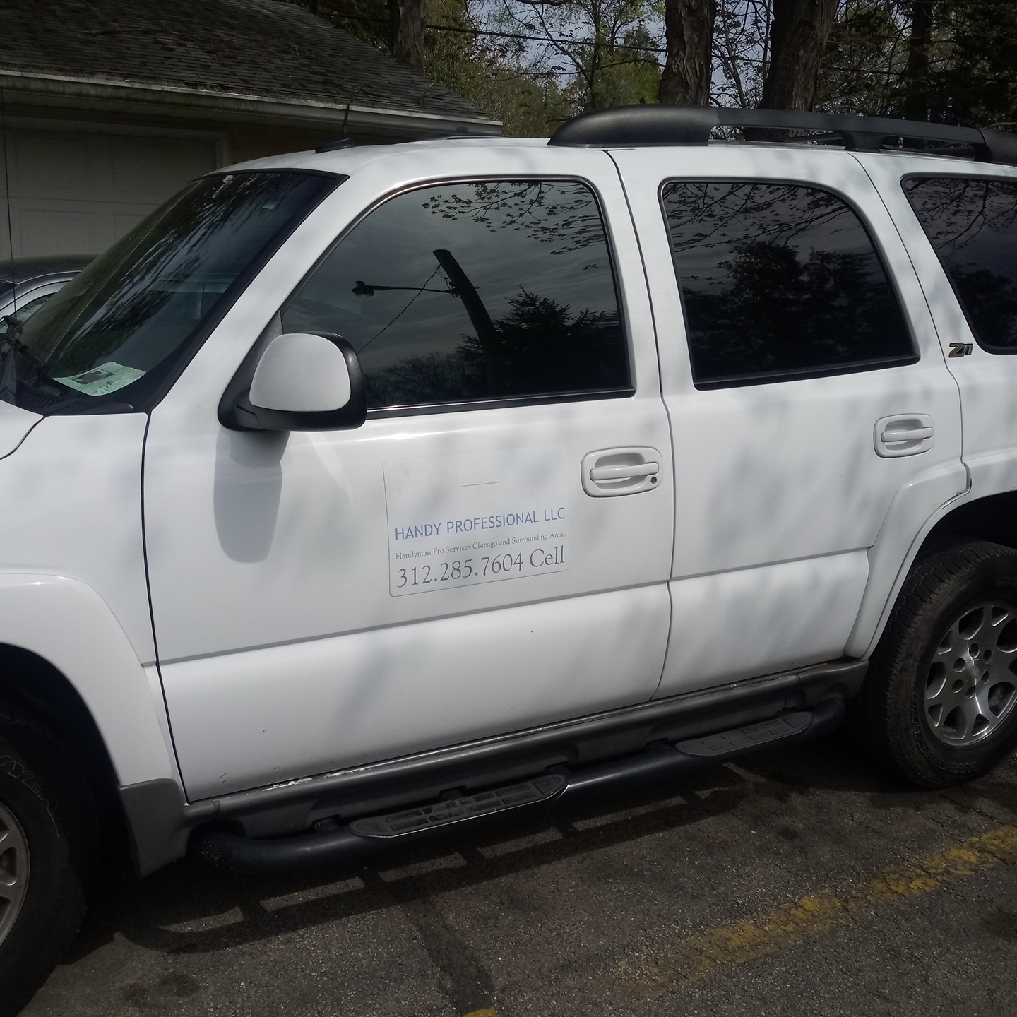 Handy Professionals LLC logo