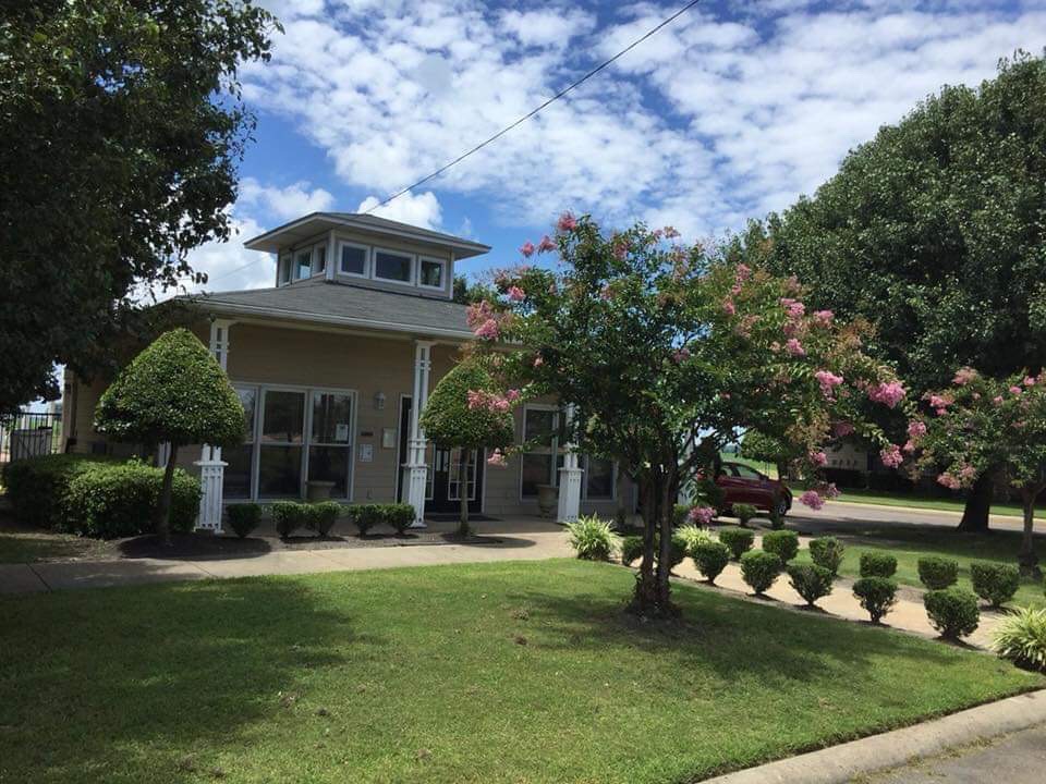 Avatar for Anglin's Lawn Maintenance and Pressure Washing